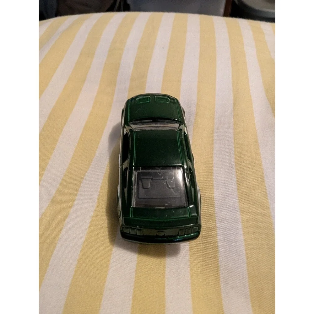Hot Wheels 07 Shelby GT-500 2015 Diecast Car Green Ford Mustang Muscle Car